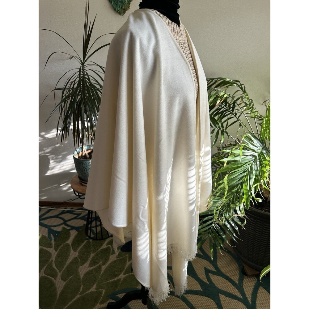 Rachel Zoe Women's Missy Fringed Cream Shawl Wrap - Picture 4 of 6